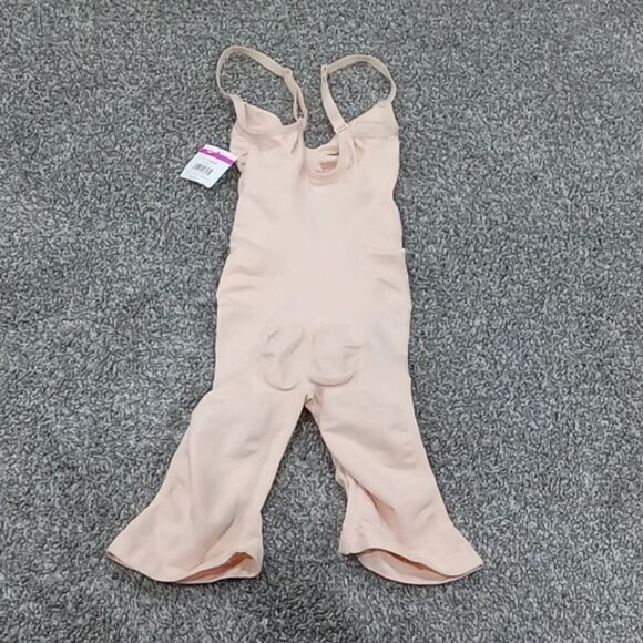 Skims seamless sculpt mid thigh bodysuit size XXS/ XS NWT - Picture 5 of 5